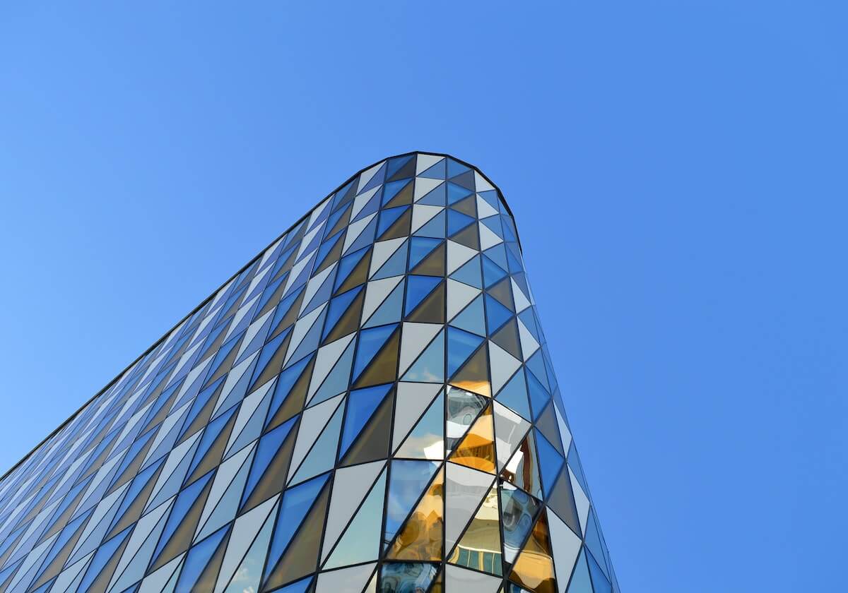 必一运动-最忙碌的人！Shams交易截止日前一天手机使用时间20小时11分钟